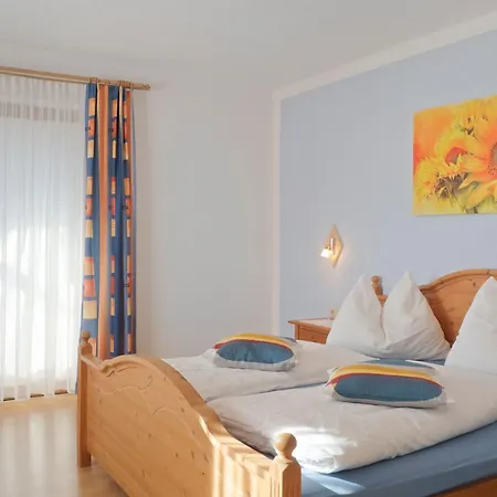 Apartment Lovely With Terrace In Fuegenberg *