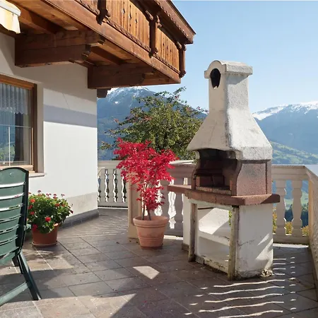 Appartement In Zillertal Near Slopes Fügen