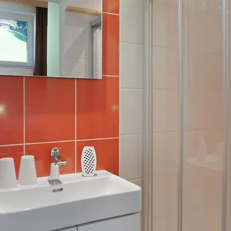 In Zillertal Near Slopes Apartment *