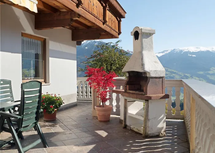 Appartamento In Zillertal Near Slopes Fügen